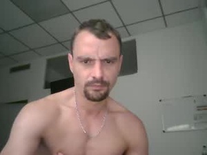 Screenshot from luffyman20 webcams