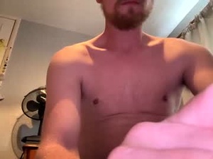Screenshot from lukeeeeey96 webcams