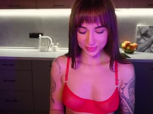 Screenshot from luna_aluna webcams