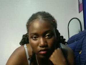 Screenshot from luna_blues webcams