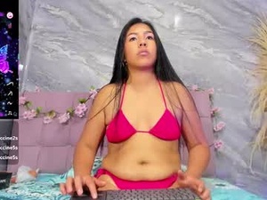 Screenshot from luna_maisonn webcams