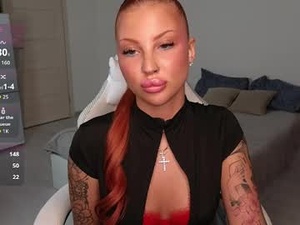 Screenshot from luna_murrr webcams