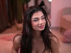 Screenshot from luvcaprice webcams