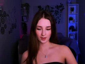 Screenshot from luvmiraya webcams