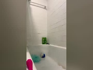 Screenshot from lydiasheer webcams