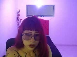Screenshot from maddi1609 webcams