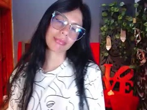 Screenshot from madison_braley webcams