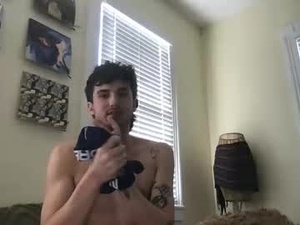 Screenshot from madtyy webcams