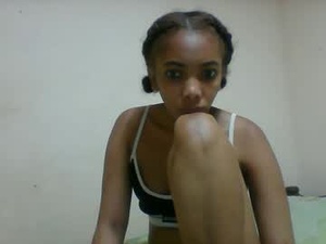 Screenshot from maevagirl webcams