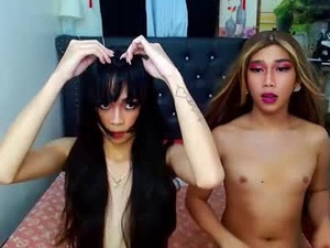 Screenshot from magnificenttranny webcams