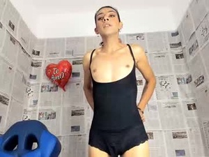 Screenshot from maiskeenzamara webcams