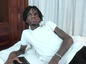 Screenshot from malik_dominus webcams