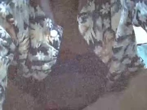 Screenshot from mamichula42 webcams