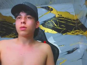 Screenshot from marcelo_boy webcams