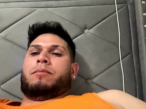 Screenshot from marcos131216 webcams