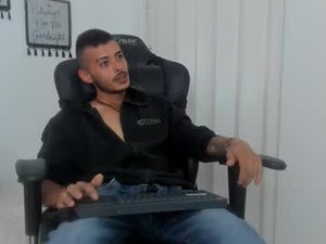 Screenshot from marcus_or_ webcams