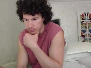 Screenshot from marcushugexxx webcams