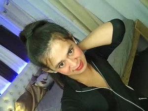 Screenshot from mariahah69 webcams