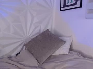 Screenshot from marianaaaa777 webcams