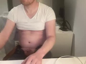 Screenshot from marksub1233 webcams