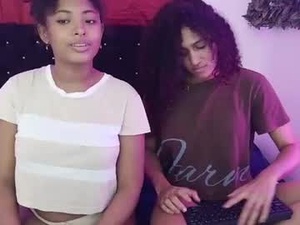 Screenshot from marxi_69 webcams