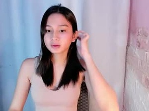 Screenshot from marylovely_19 webcams