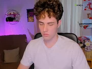 Screenshot from mason_drake_ webcams