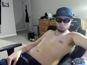 Screenshot from mastermusclebro webcams