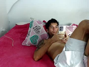 Screenshot from matias_johan333 webcams