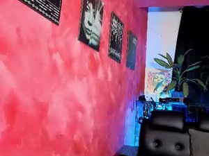 Screenshot from matthewfoxxx webcams