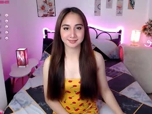 Screenshot from maureen_04 webcams