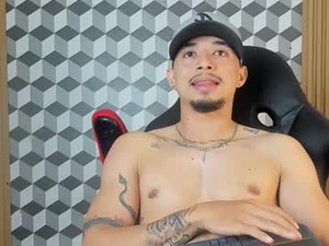 Screenshot from max_jowel webcams