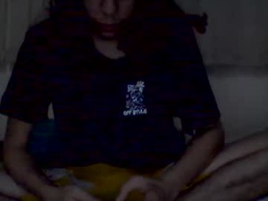 Screenshot from max_steel420 webcams