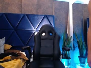 Screenshot from max_valentino webcams