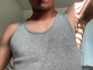 Screenshot from maxam6901 webcams