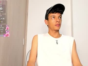 Screenshot from maxfrost1 webcams