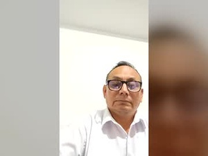 Screenshot from maxiber2026 webcams