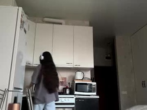 Screenshot from maxinebenzing webcams