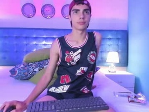 Screenshot from maxowen_ webcams