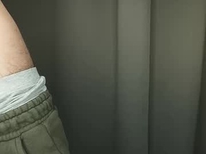 Screenshot from maxtheestallion webcams