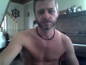 Screenshot from maxthewolf webcams