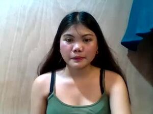 Screenshot from maya_elina webcams