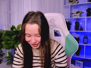 Screenshot from maya_soft webcams