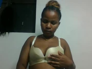 Screenshot from mbotyelizia webcams