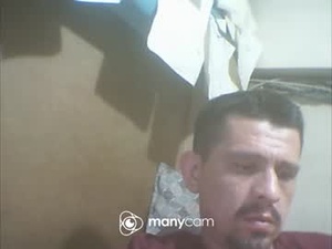 Screenshot from mecera83 webcams