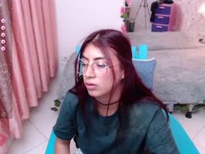 Screenshot from medussa_kat webcams