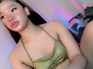 Screenshot from megacumgirl5 webcams