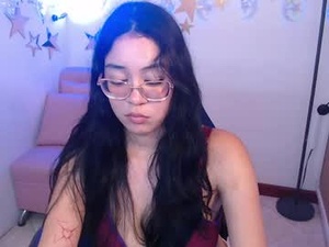 Screenshot from megan_0701 webcams