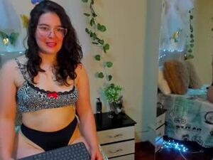 Screenshot from meli_sweet06 webcams