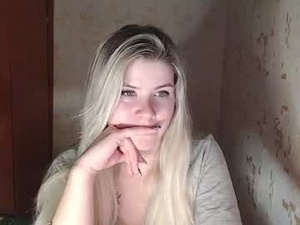 Screenshot from melissa__ray webcams